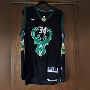 Adidas Black Milwaukee Bucks Jersey #34 Giannis XL
